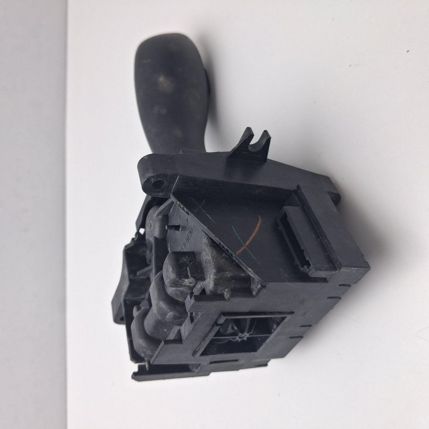 2011-2016 BMW 528 Automatic Transmission Shifter Selector GW929690401