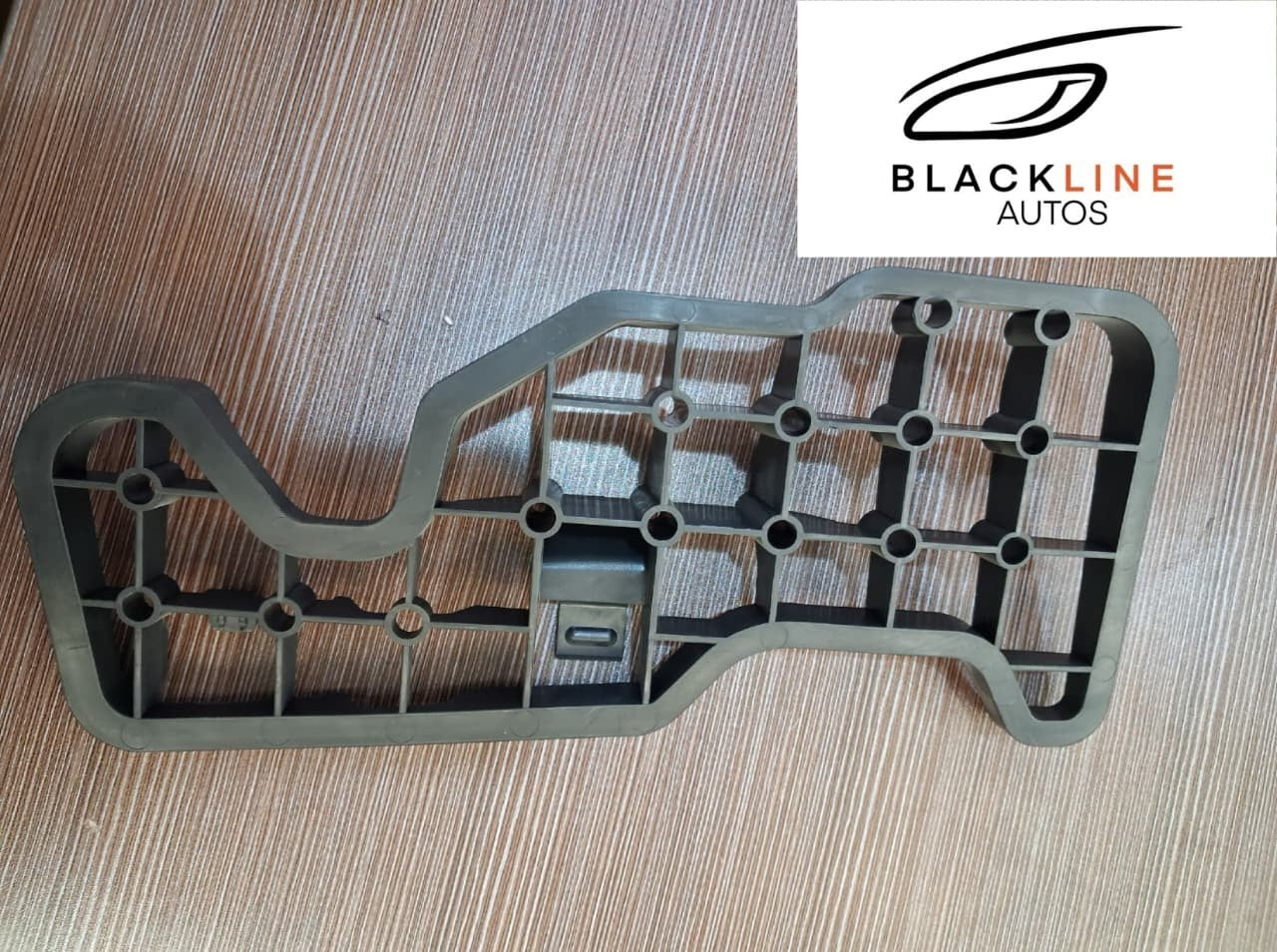 16-25 Audi Q7 RH Floor Carpet Mat Bracket Trim OEM USE-4M0864472B