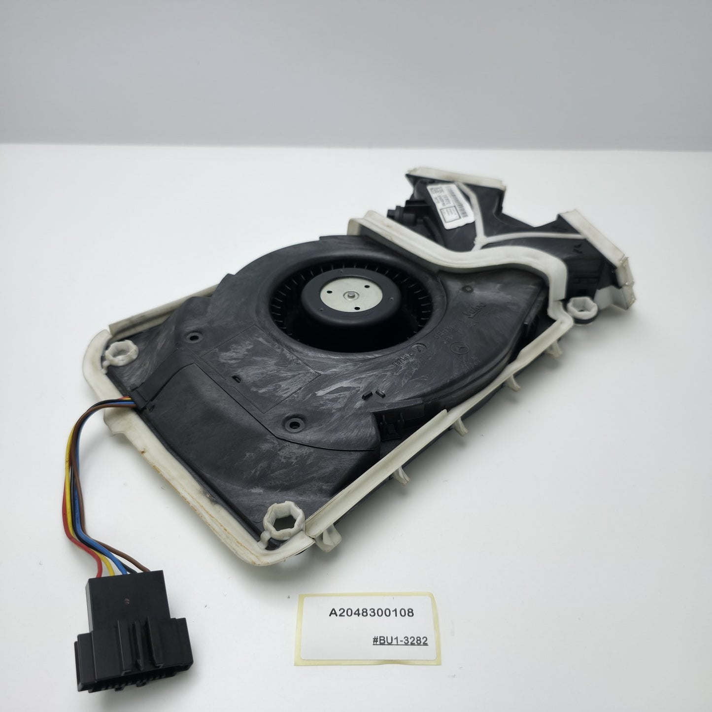 2009-2013 Mercedes-Benz E Heater Blower Center Console Motor A2048300108