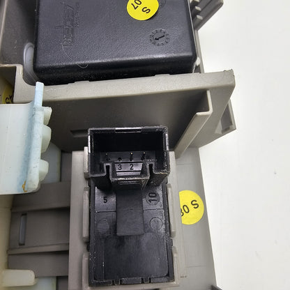 2011-2018 Volkswagen Touareg Rear Right Door Armrest Switch Trim 7P6867364