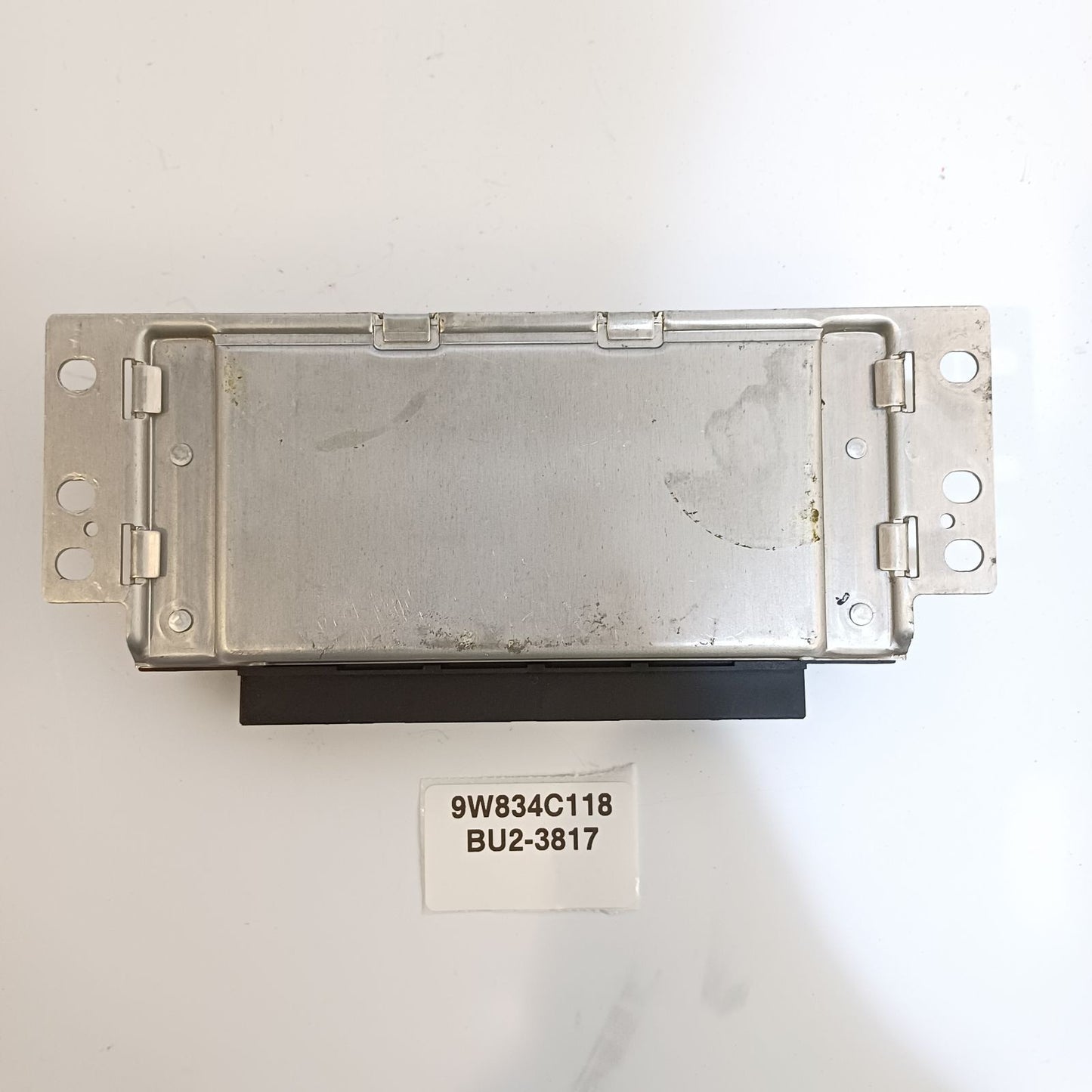 2010-2015 Jaguar XJL DIFFERENTIAL LOCKING CONTROL MODULE 9W834C118