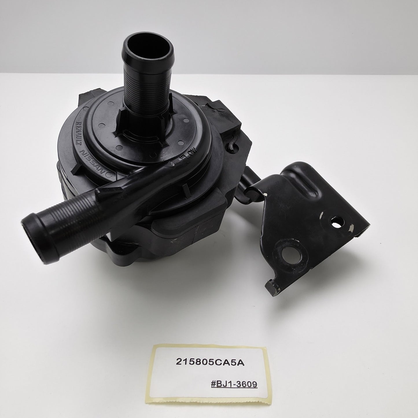 2017-2022 Infiniti Q60 Pump Assembly 215805CA5A