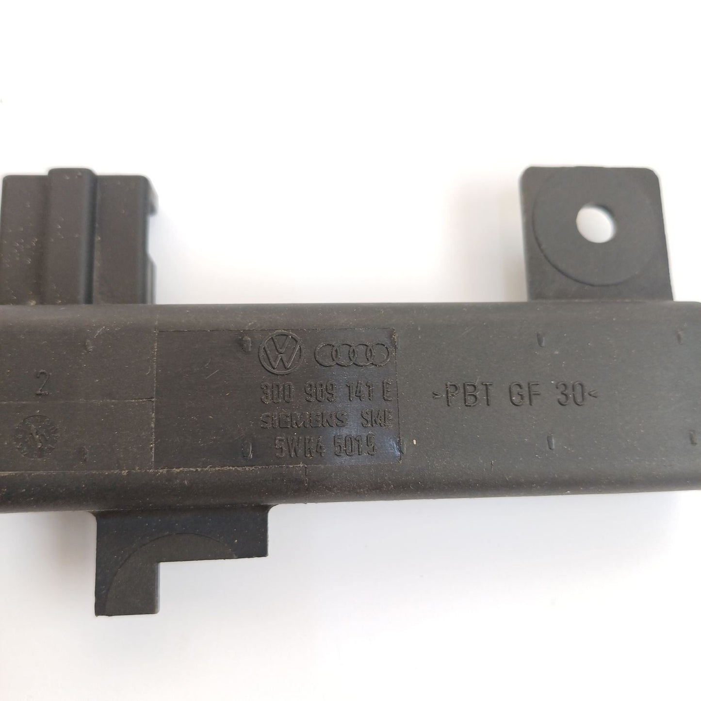 2002-2007 Volkswagen Touareg Keyless Entry Antenna Sensor 300909141