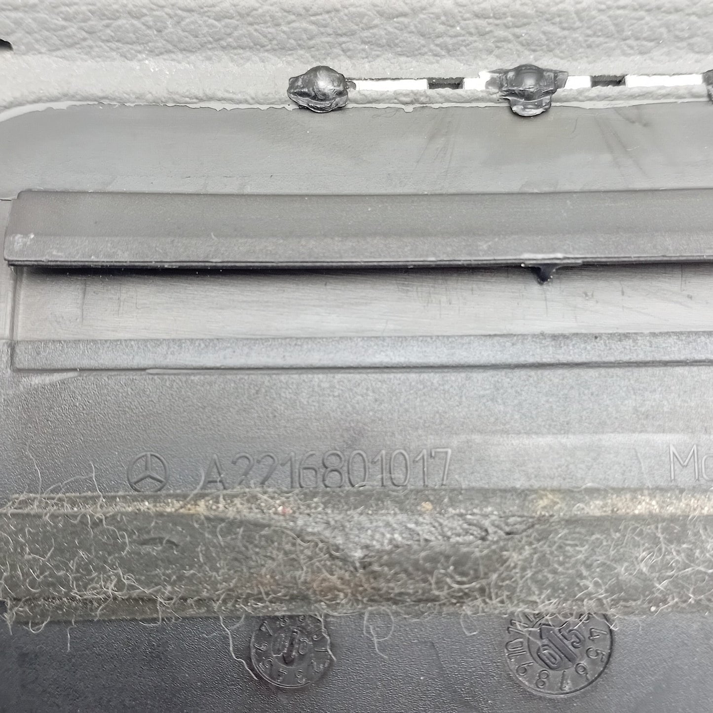 2005-2013 Mercedes-Benz S-Class Rear Ashtray Cover A2216801017