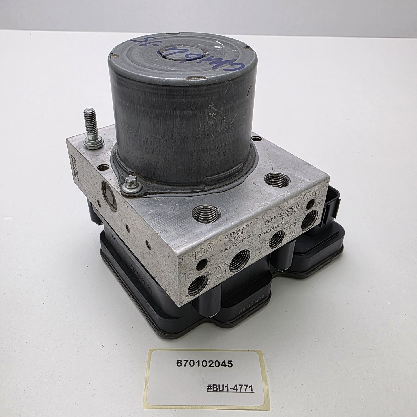 2017-2024 Maserati Ghibli ABS Anti Lock Brake Pump Module 670102045