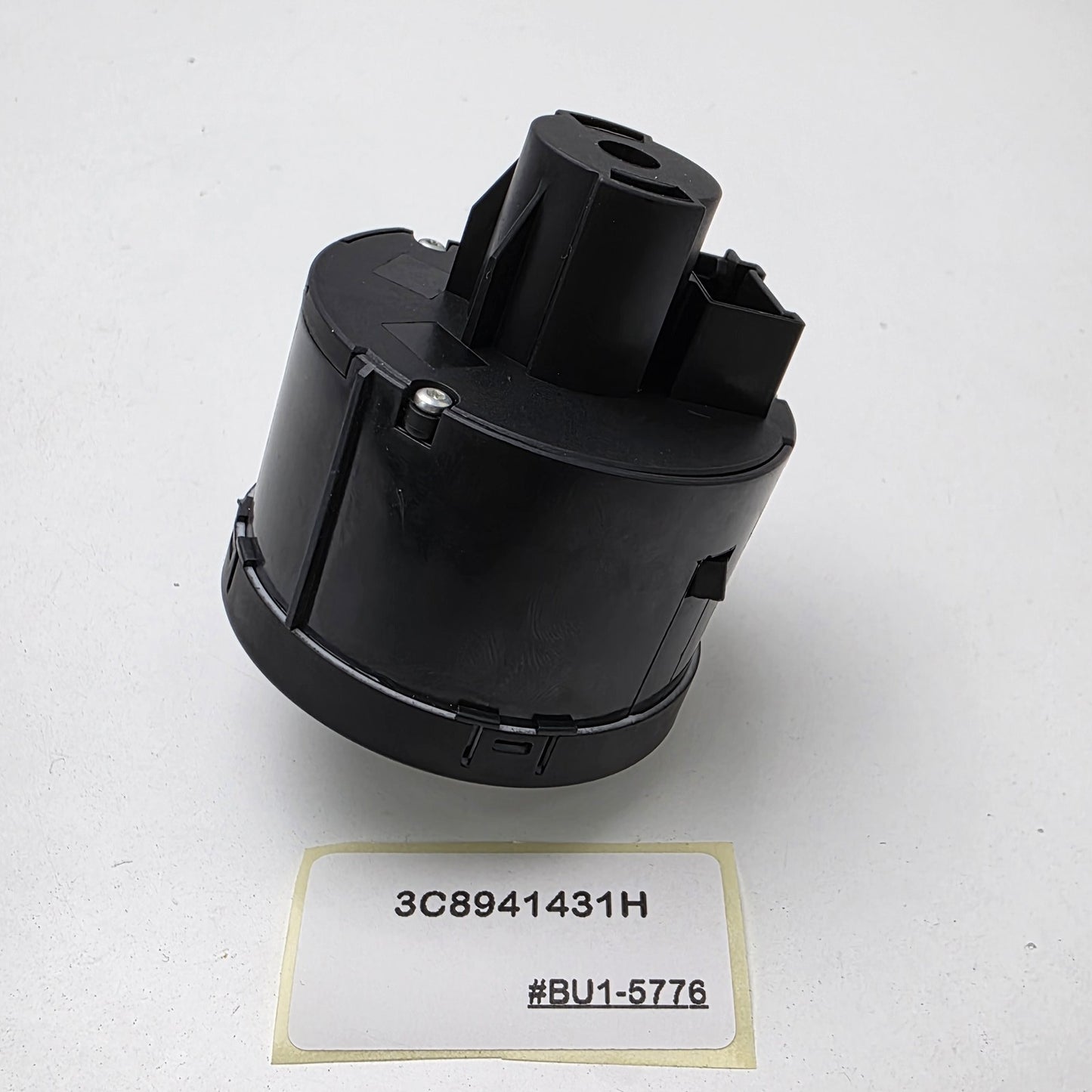 2012-2022 Volkswagen Passat Headlight Lamp Switch 3C8941431H