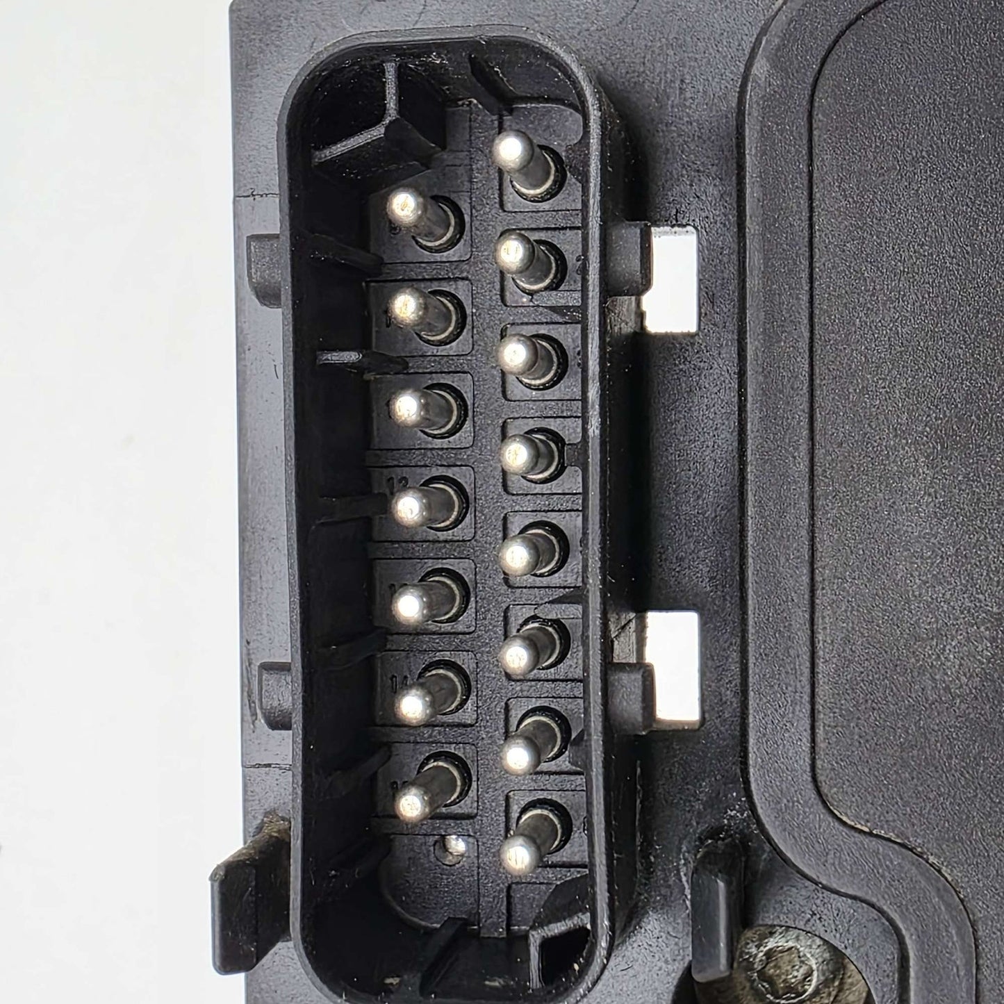 2000-2006 Mercedes-Benz S600 ABS Brake Pump Control Module A0044314612