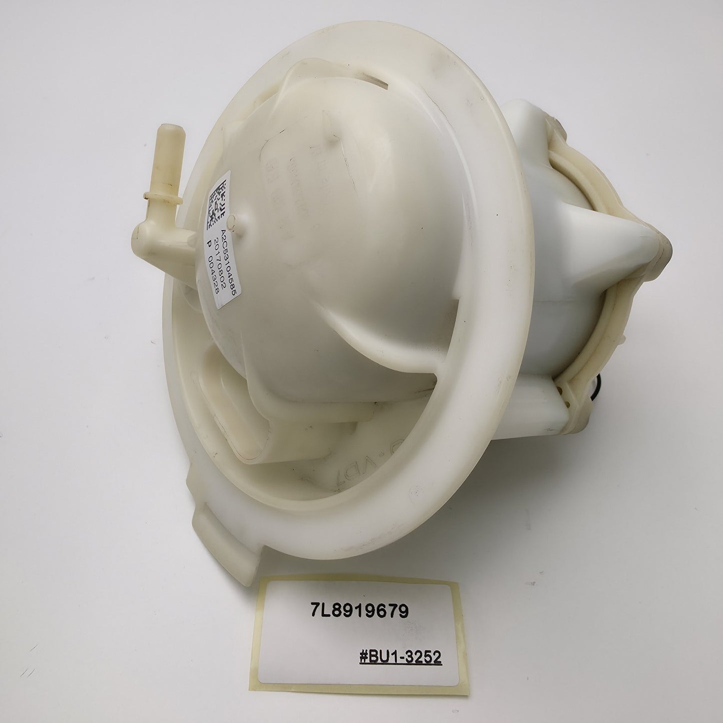 2007-2015 Audi Q7 Fuel Pump Filter 7L8919679