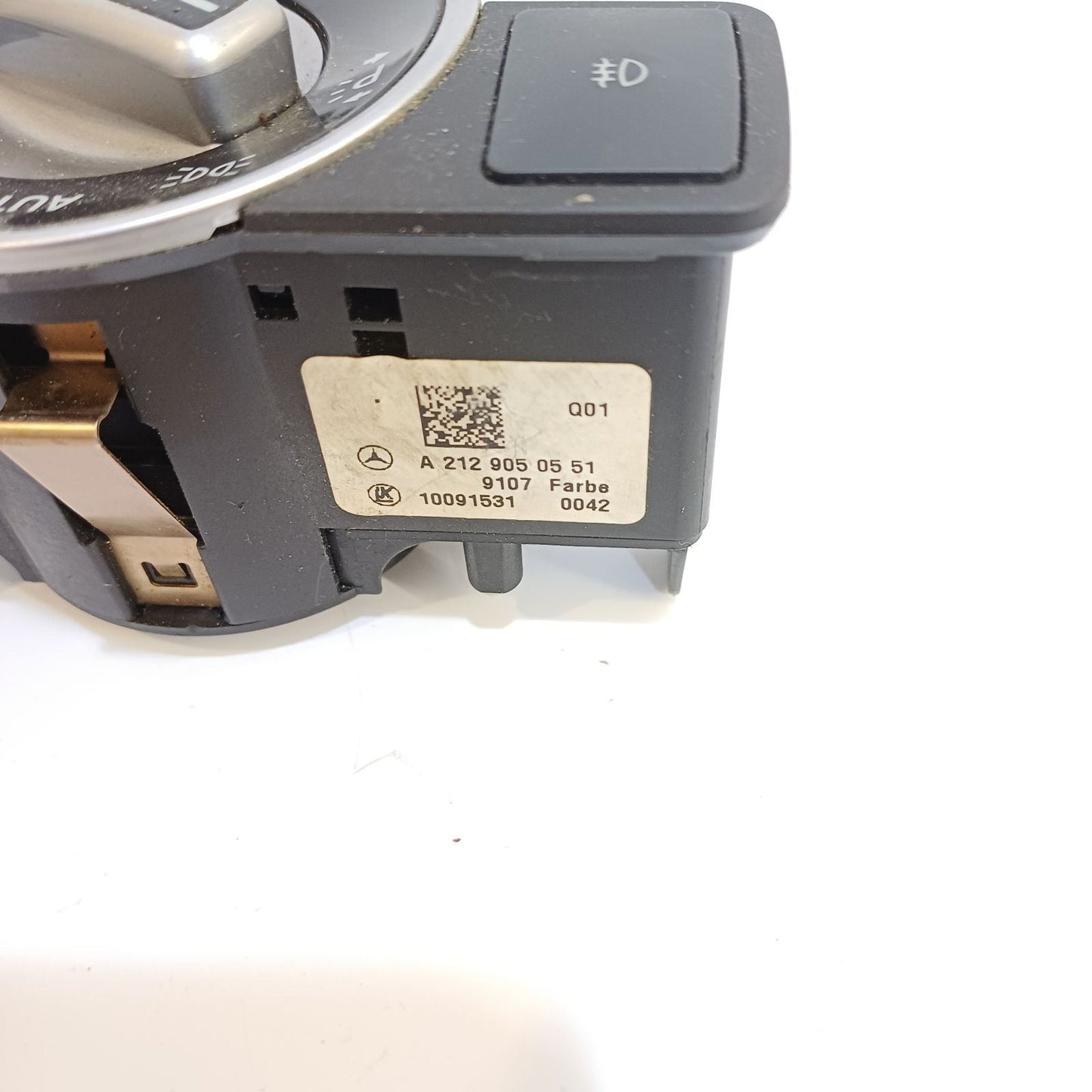2013-2018 Mercedes-Benz CLA Headlight Switch Control Unit A2129050551