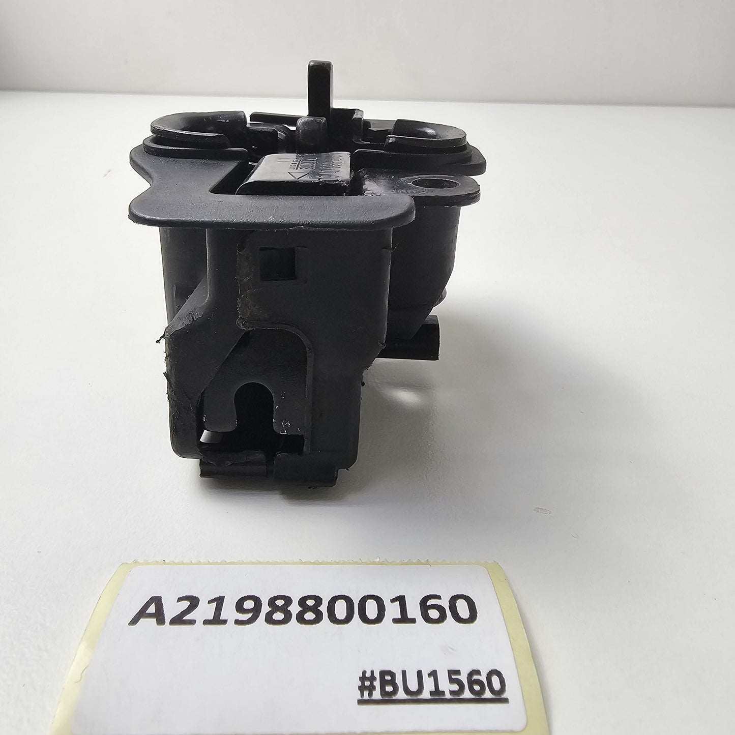 2001-2007 Mercedes-Benz W203 Hood Safety Catch A2198800160