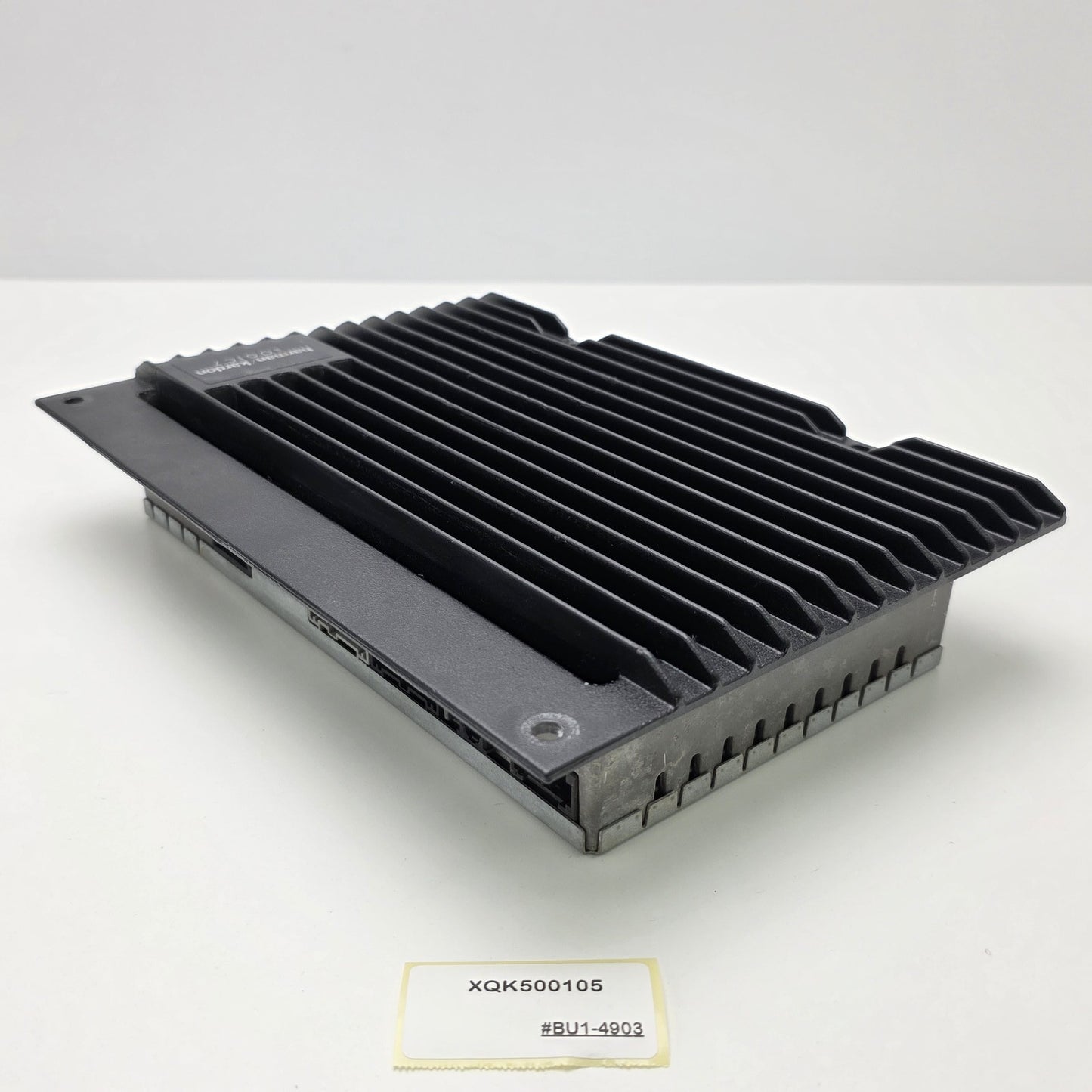 2005-2009 Land Rover Discovery 3 HARMAN KARDON LOGIC 7 AMP XQK500105