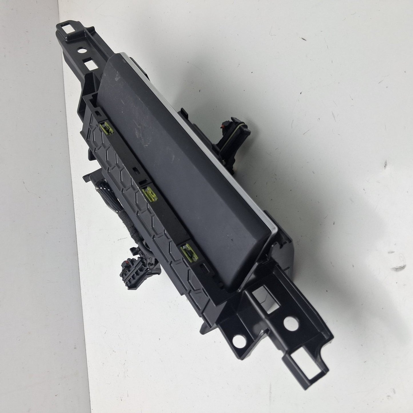 2012-2015 Audi A6 Navigation Display Screen 4G919601 Used