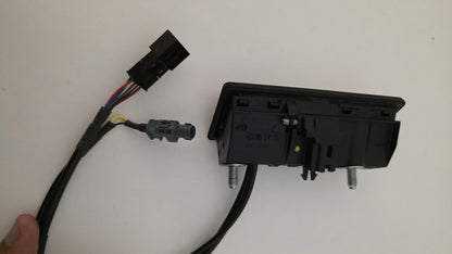2017-2019 Audi Q7 Premium Liftgate Latch Handle 4MO827566