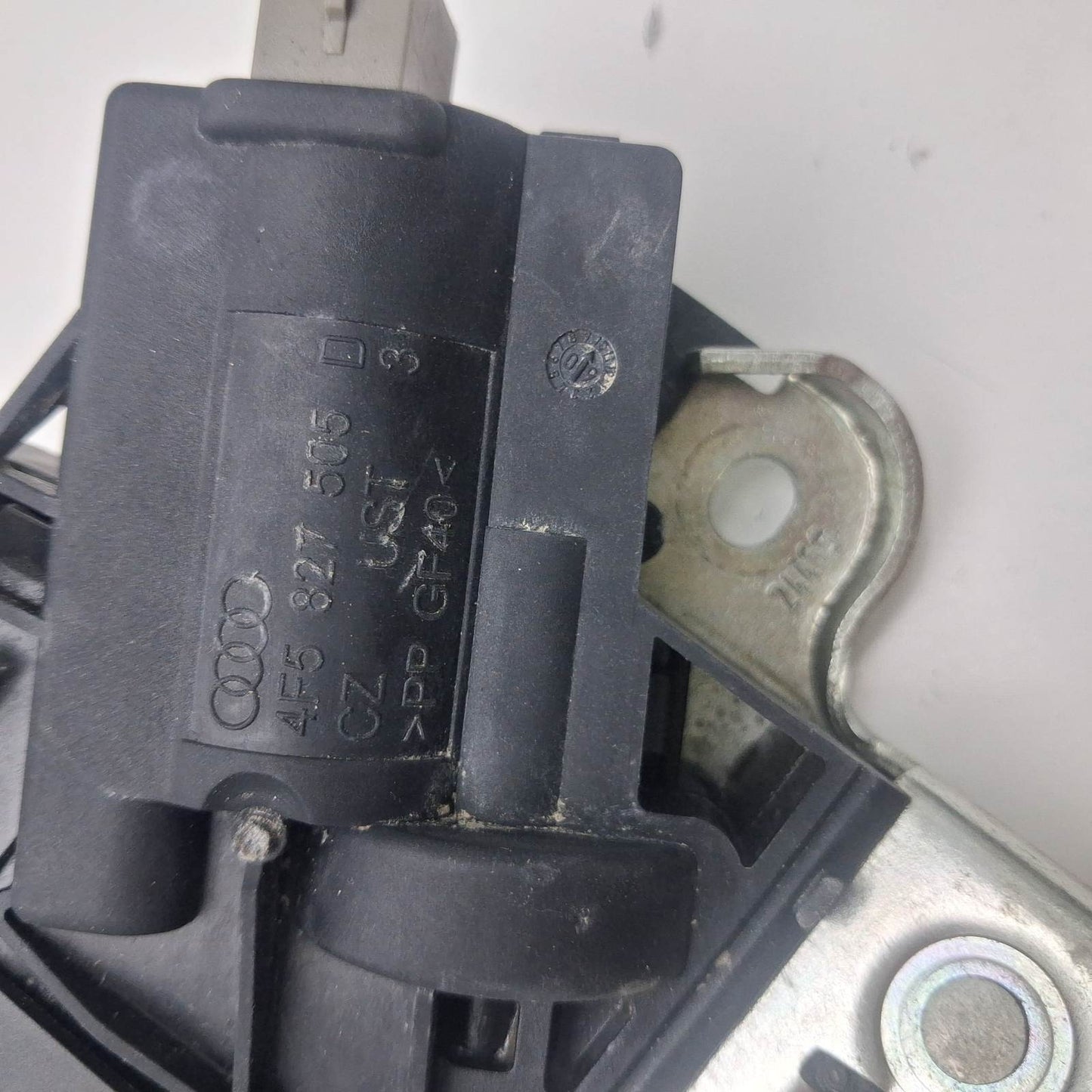 Audi A4 Trunk Lock Actuator Motor Rear 4F5827505 Used