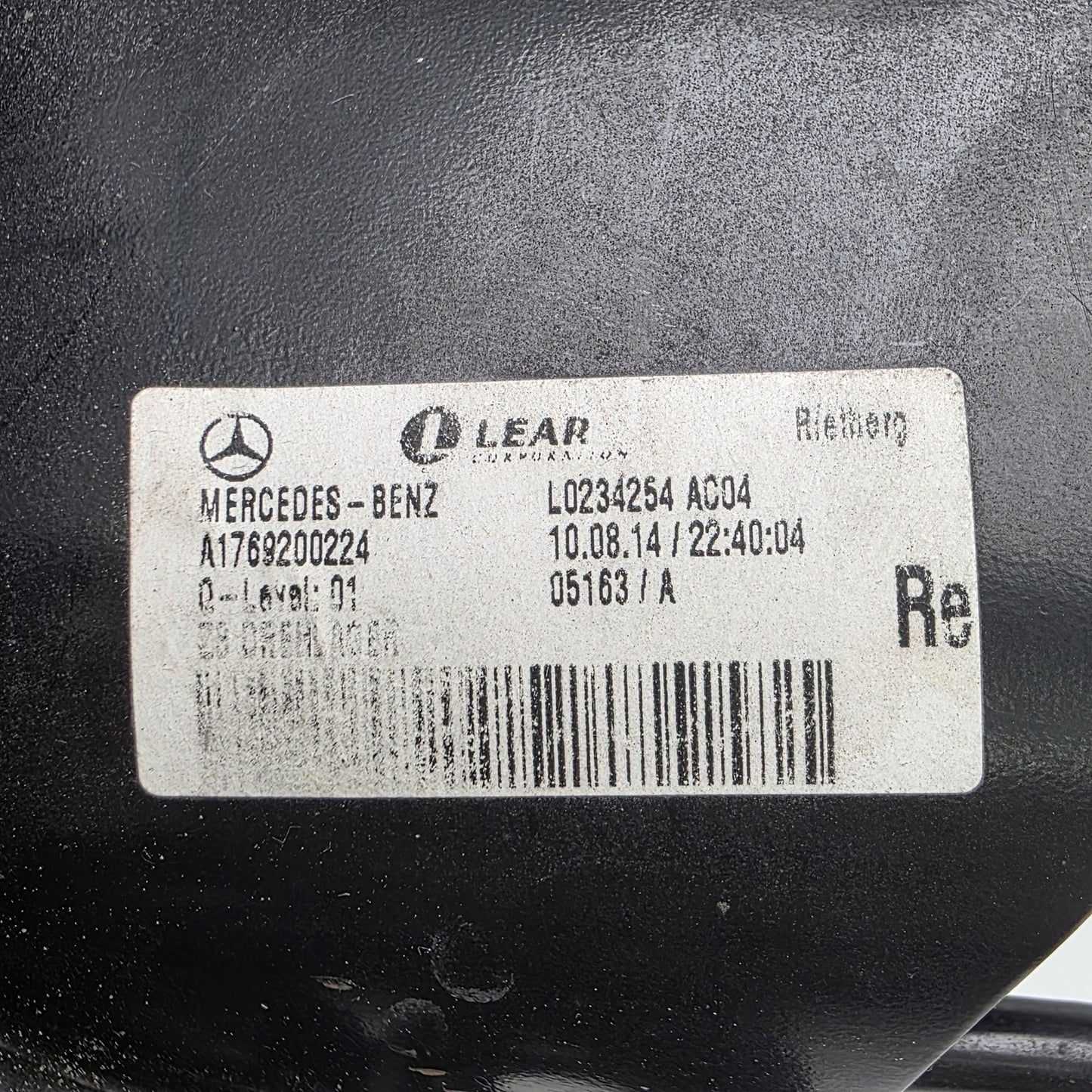 2016-2019 Infiniti Q30 Rear Backrest Bracket Holder Bearing A1769200224