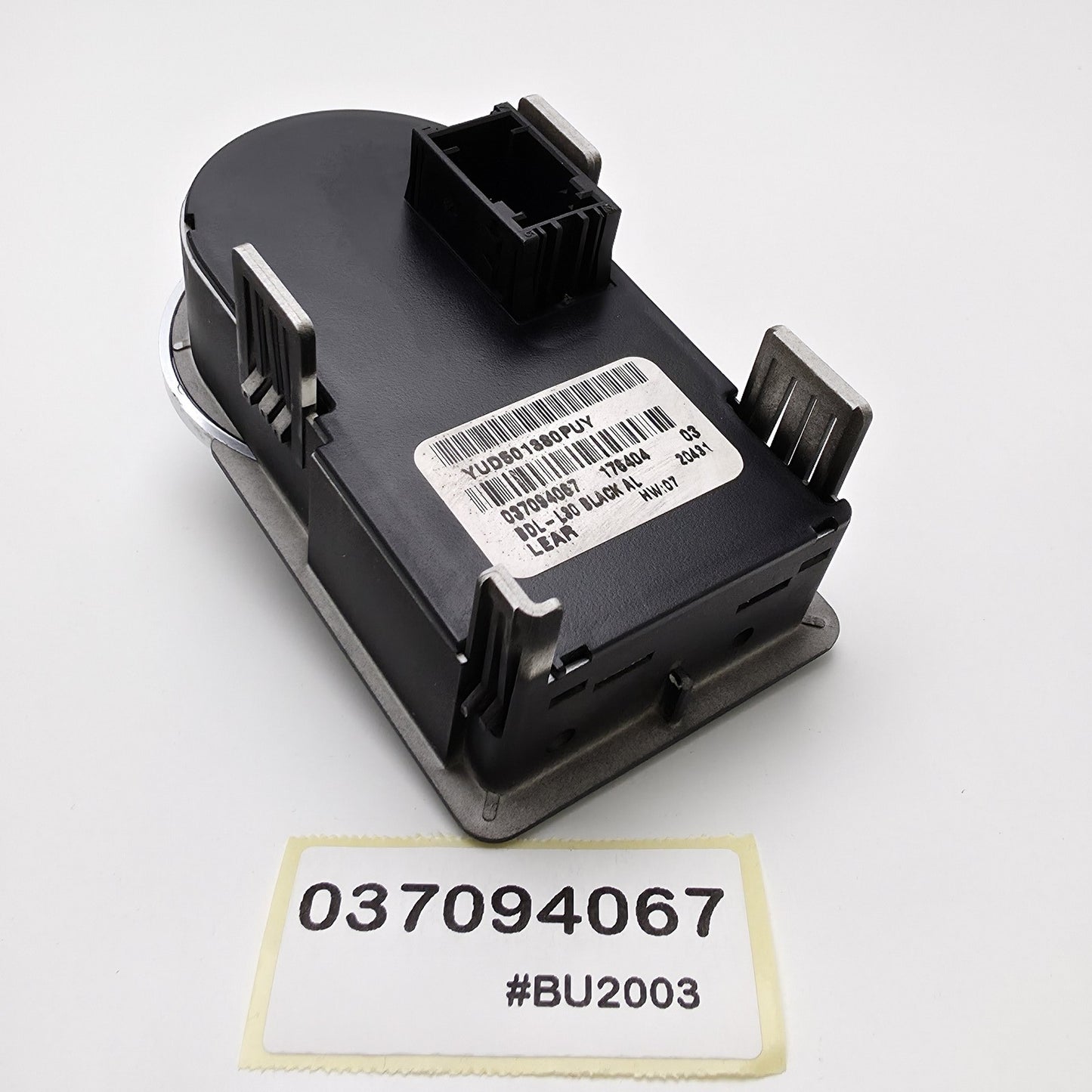2002-2012 Land Rover Range Rover III L322 Headlight Switch 037094067