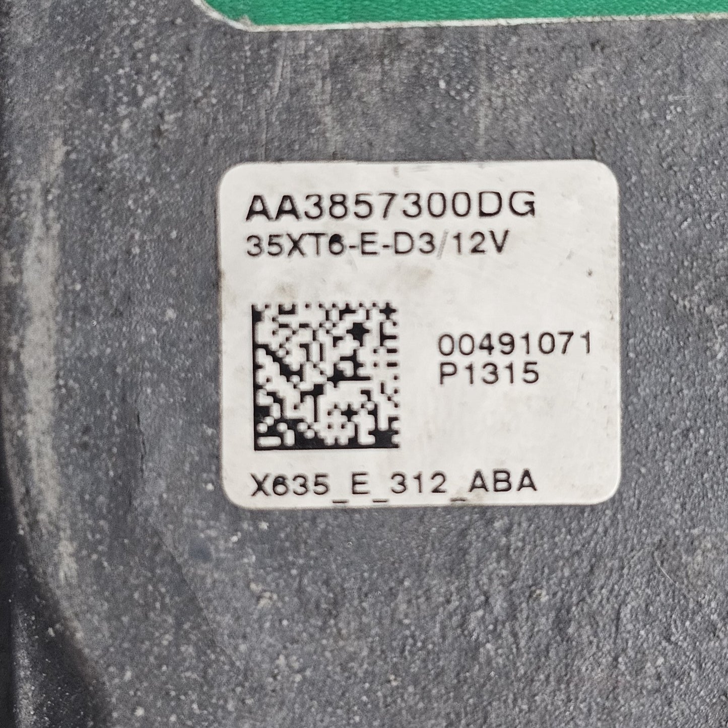 2009-2019 Ford Edge HEADLIGHT BALLAST MODULE AA3857300DG