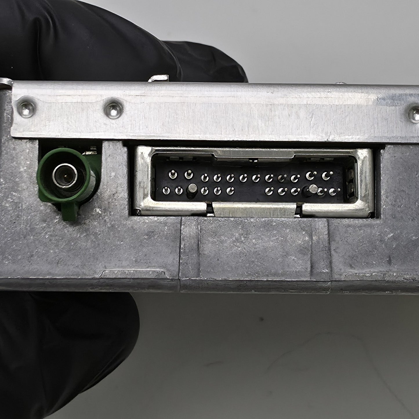 2006-2015 Audi Q7 MMI Control Unit 4L0910732G
