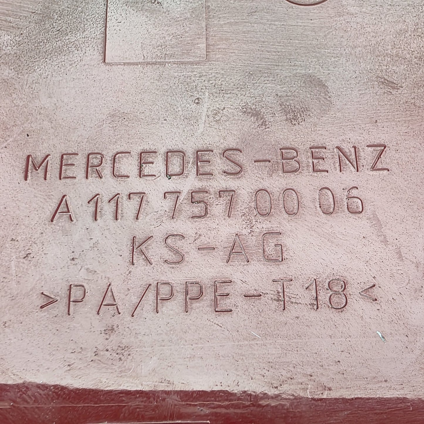 2014-2023 Mercedes-Benz CLA Fuel Filler Flap Cover A1177570006