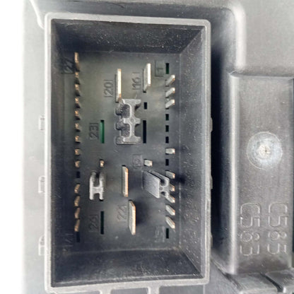 2009-2018 Land Rover Discovery 4 FUSE BOX AH2214F041BH