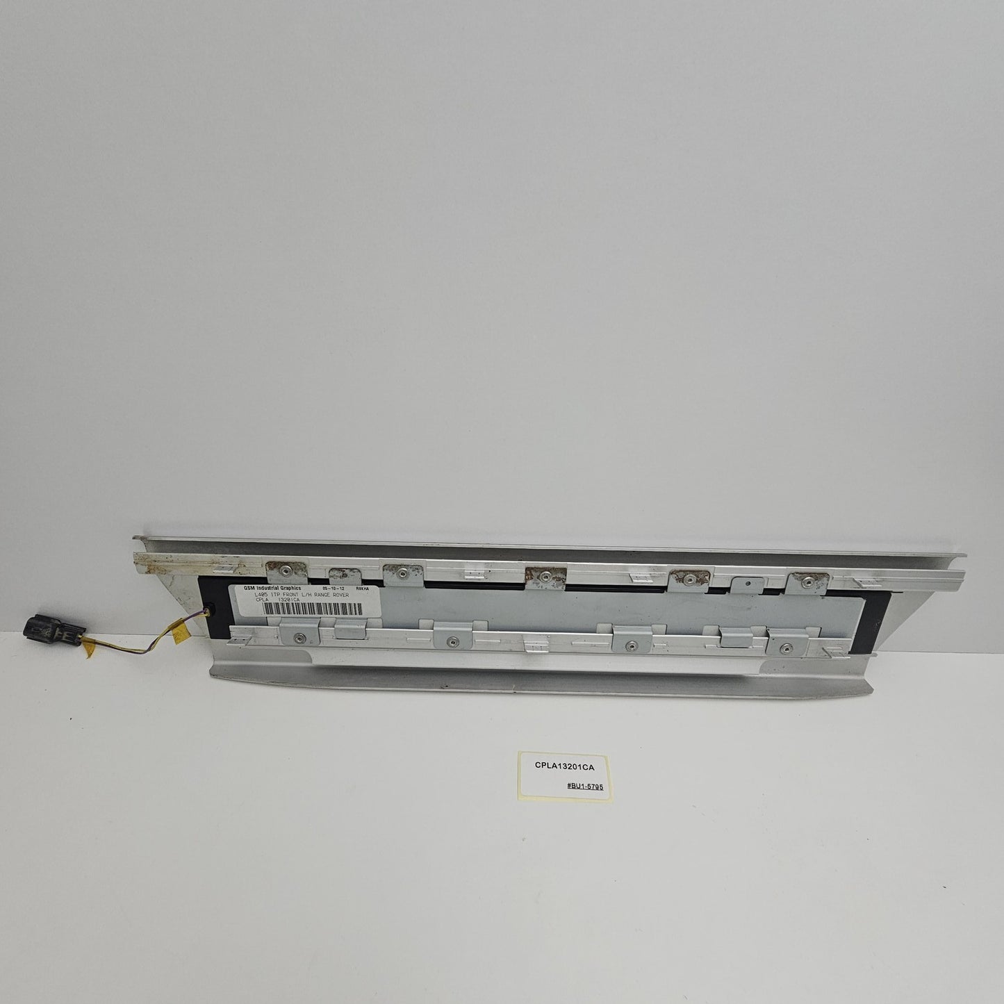 2013-2019 Land Rover Range Rover Door Scuff Plate RH Front CPLA13201CA