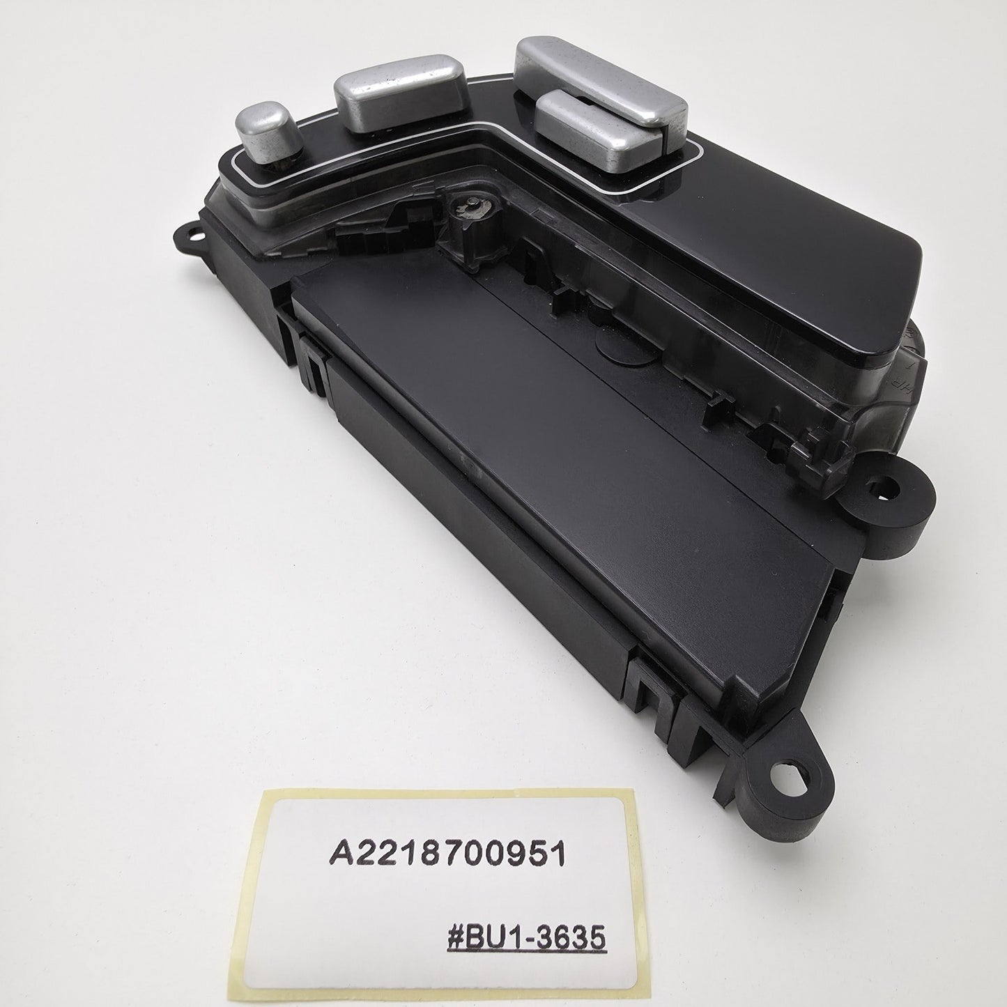 2006-2019 Mercedes-Benz S-Class RIGHT ELECTRIC SEAT ADJUSTER SWITCH A2218700951