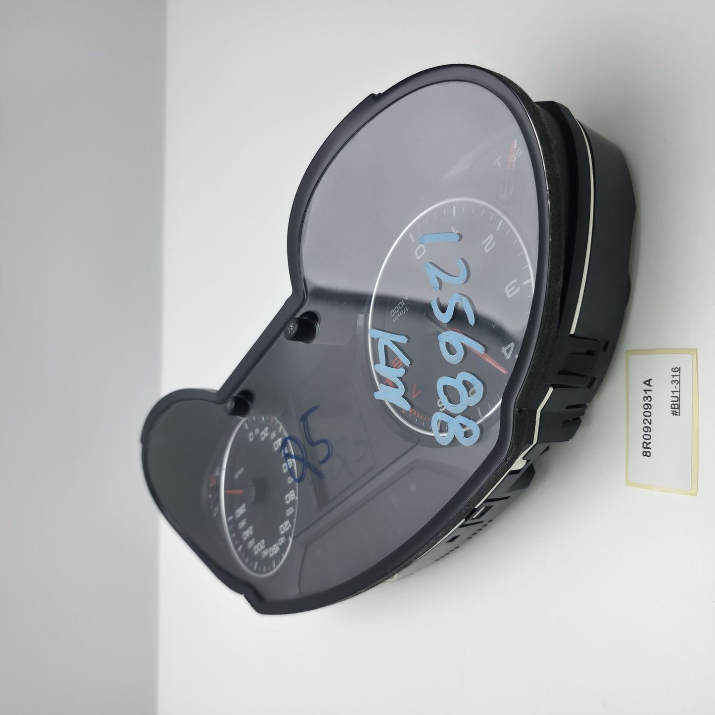 2010-2012 Audi Q5 INSTRUMENT CLUSTER 8R0920931A