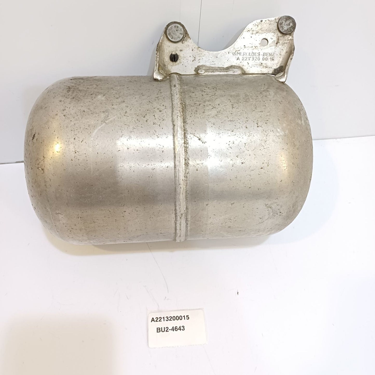 2006-2013 Mercedes W221 Pressure Accumulator A2213200015