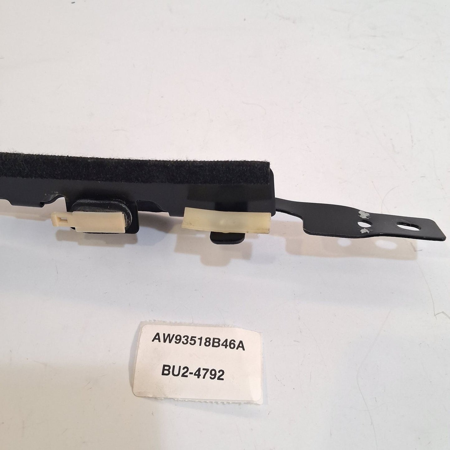 2009-2019 Jaguar XJ Interior Bracket AW93518B46A