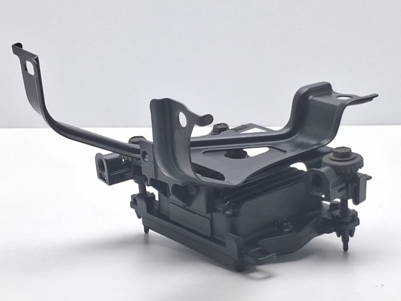 2009-2012 Lexus ES350 Millimeter Wave Radar Sensor 8821033040