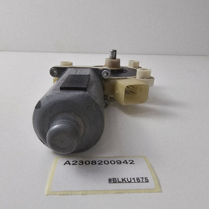 03-09 Mercedes W209 CLK Front Right Window Regulator Motor A2308200942