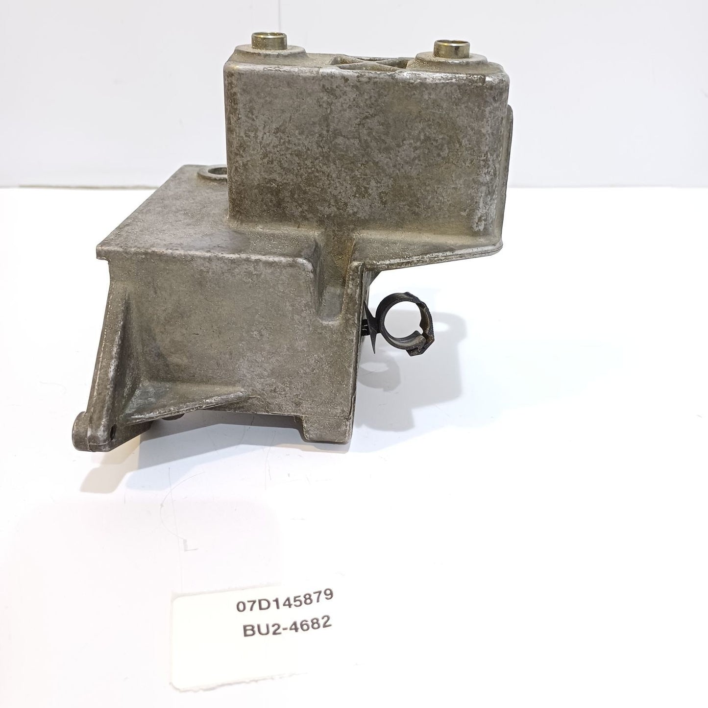2002-2006 Bentley Continental GT Power Steering Pump Bracket 07D145879