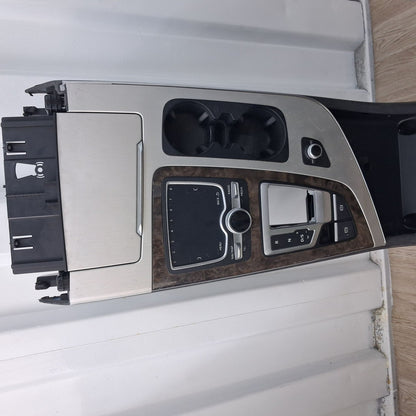 2016-2025 Audi Q7 Glove Box S02702009