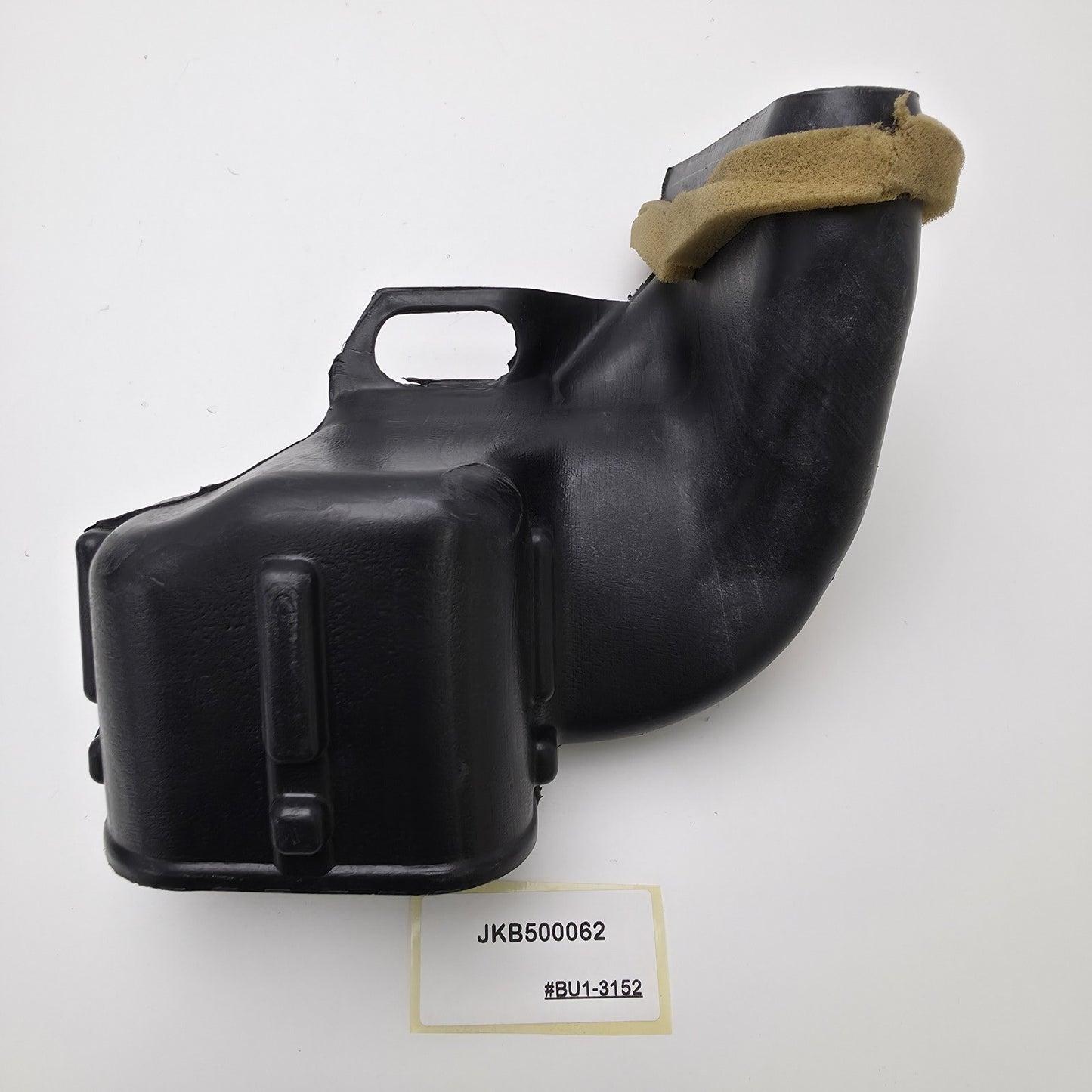 2005-2009 Land Rover LR3 Center Duct JKB500062