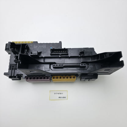 2008-2015 Mercedes-Benz GLK-Class Fuse Box Junction Box 017187811