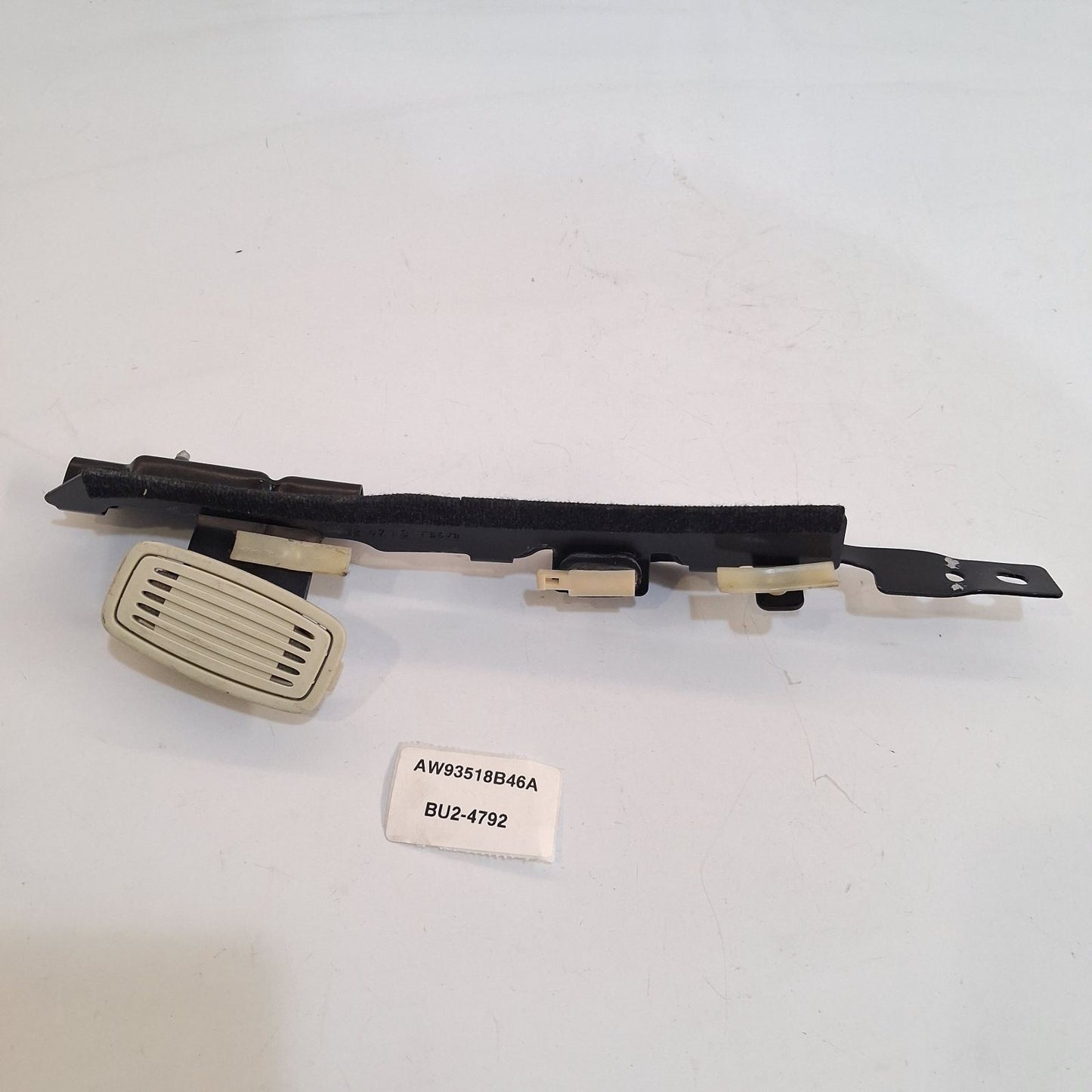 2009-2019 Jaguar XJ Interior Bracket AW93518B46A