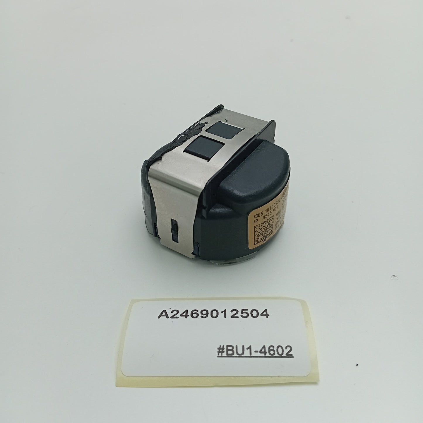 2015-2019 Mercedes-Benz GLE Rain and Light Sensor A2469012504