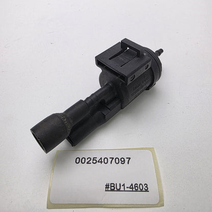 2007-2012 Mercedes-Benz ML350 Air Injection Pump Check Valve 0025407097