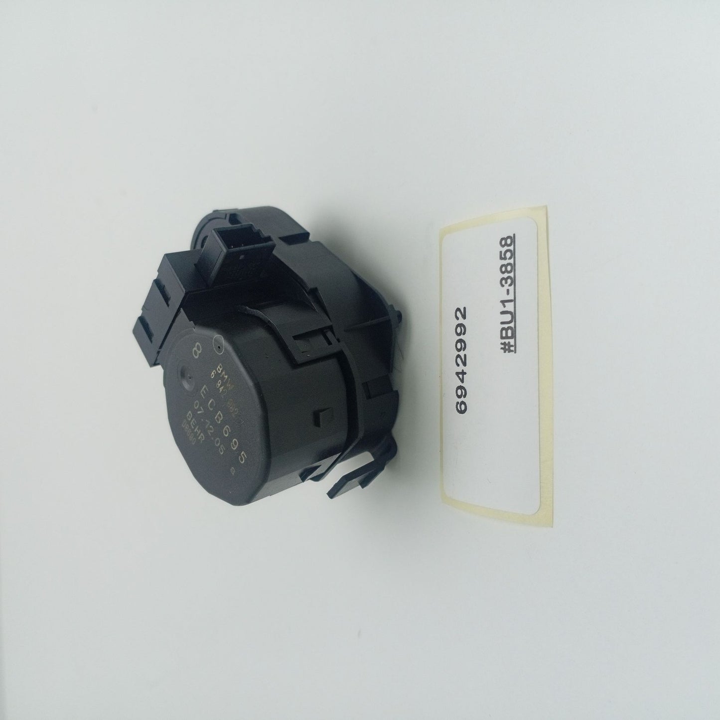 2008-2010 BMW 535I Right Footwell Flap Actuator 6942992
