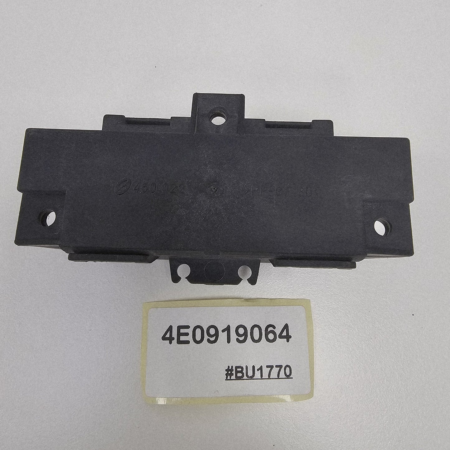 2003-2010 Audi A8 Quattro Door Control Module 4E0919064