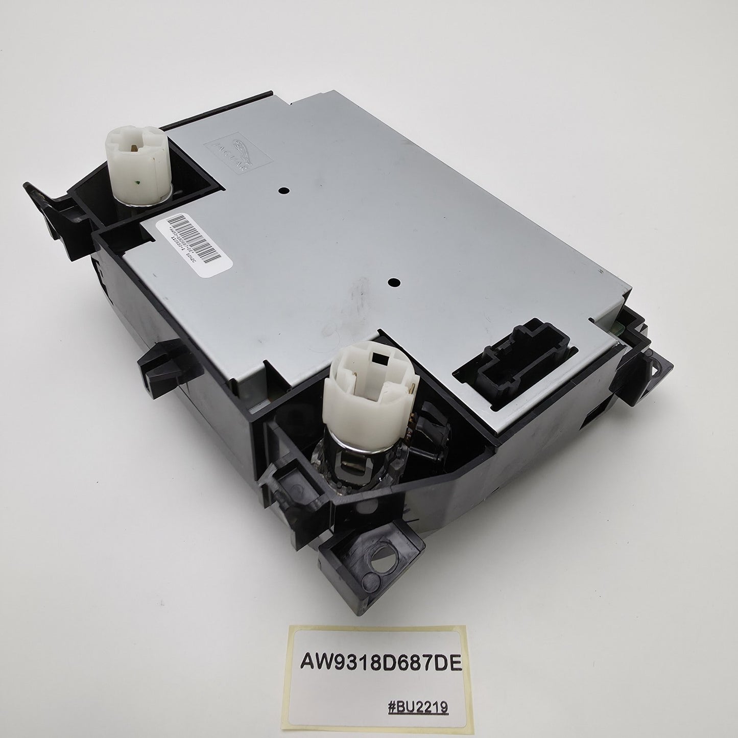 2010-2015 Jaguar XJ Rear Climate Control Temperature Control AW9318D687DE