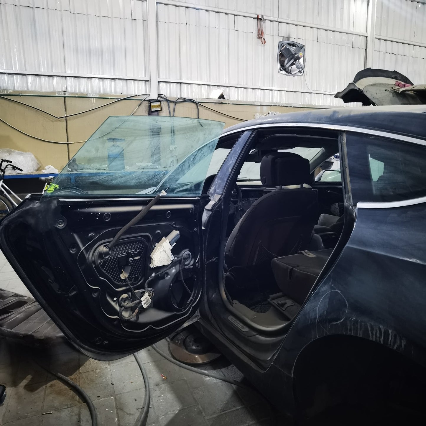 2012 Audi A7 Quattro Door Shell Used OEM 4G8831051A