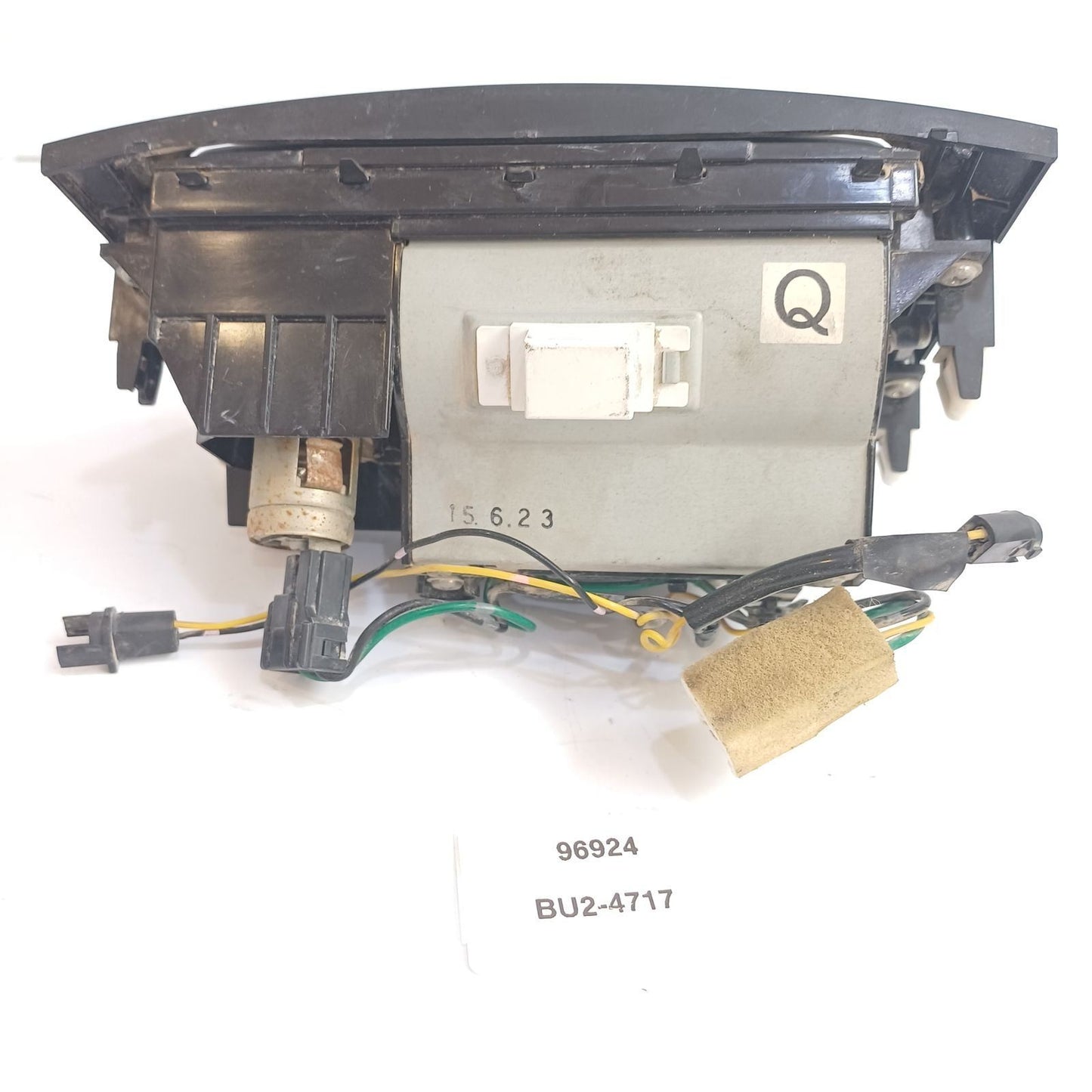 2016-2018 Nissan Murano Console Indicator Finisher 96924