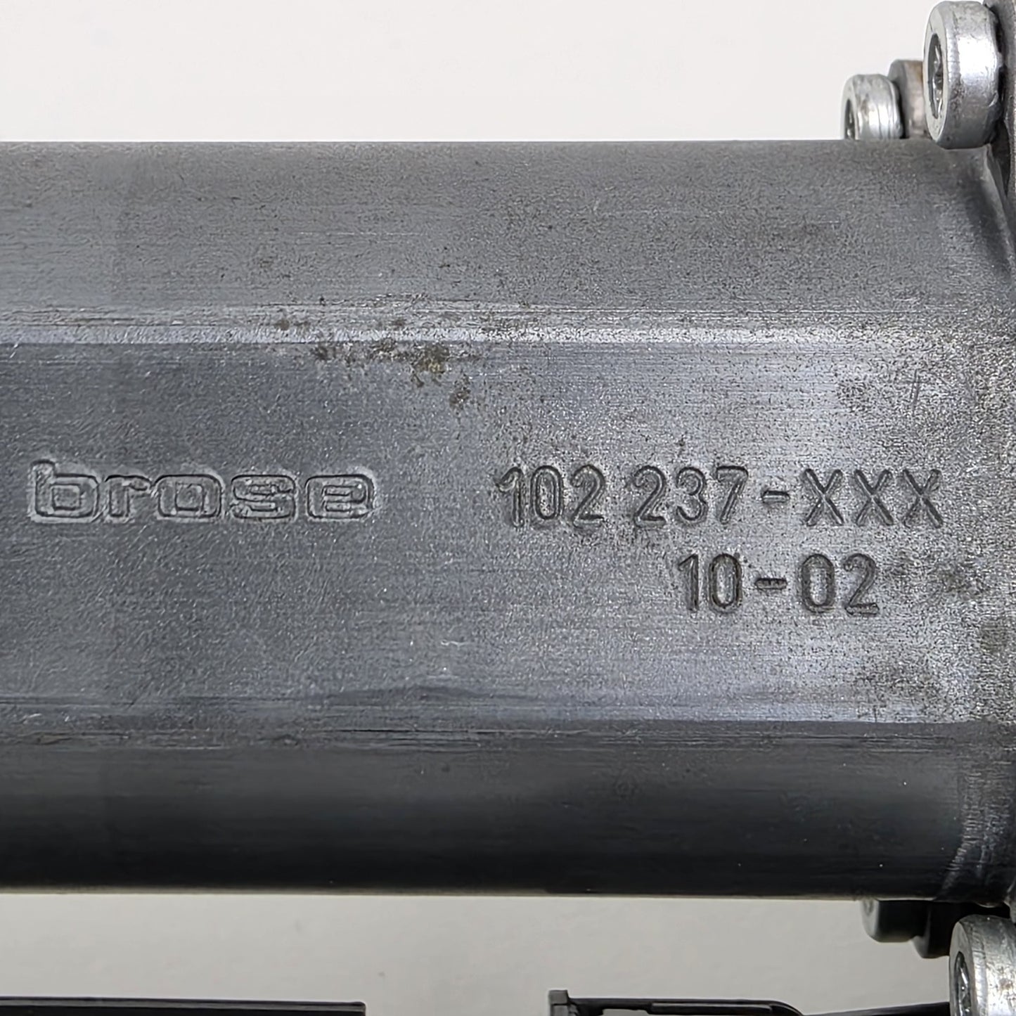 2004-2010 Audi A8 Quattro Window Motor Front Right Power Door 4E1959802F