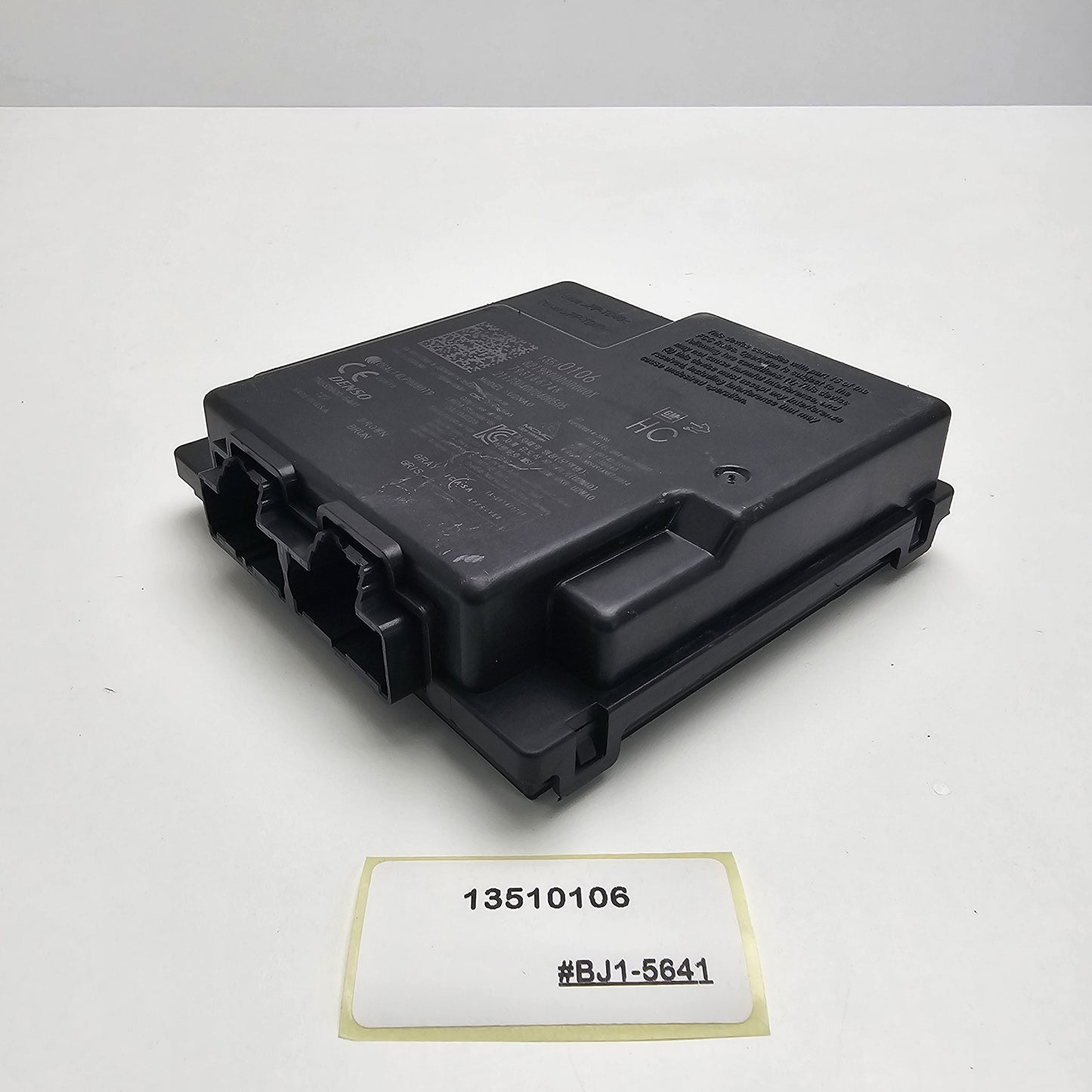 2016-2019 Chevrolet Volt Keyless Entry Control Module 13510106