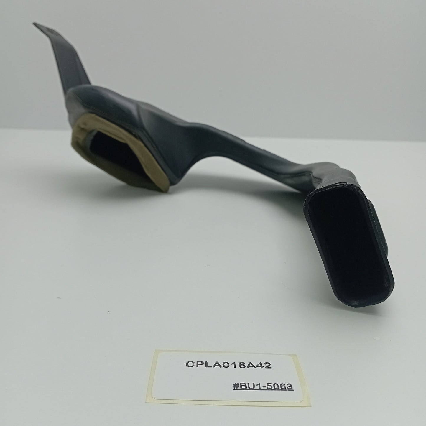 2012-2022 Land Rover Range Rover Air Duct CPLA018A42