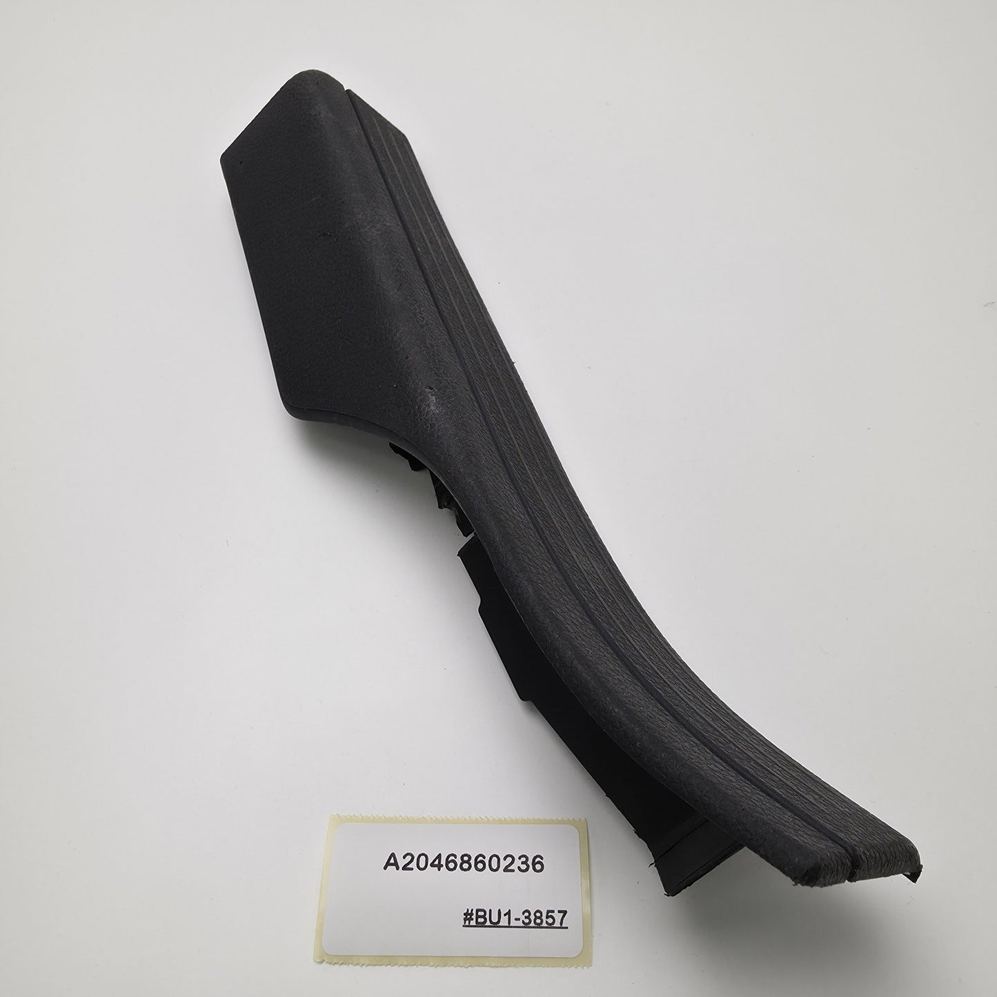 2007-2014 Mercedes-Benz C-Class Door sill inner rear right A2046860236