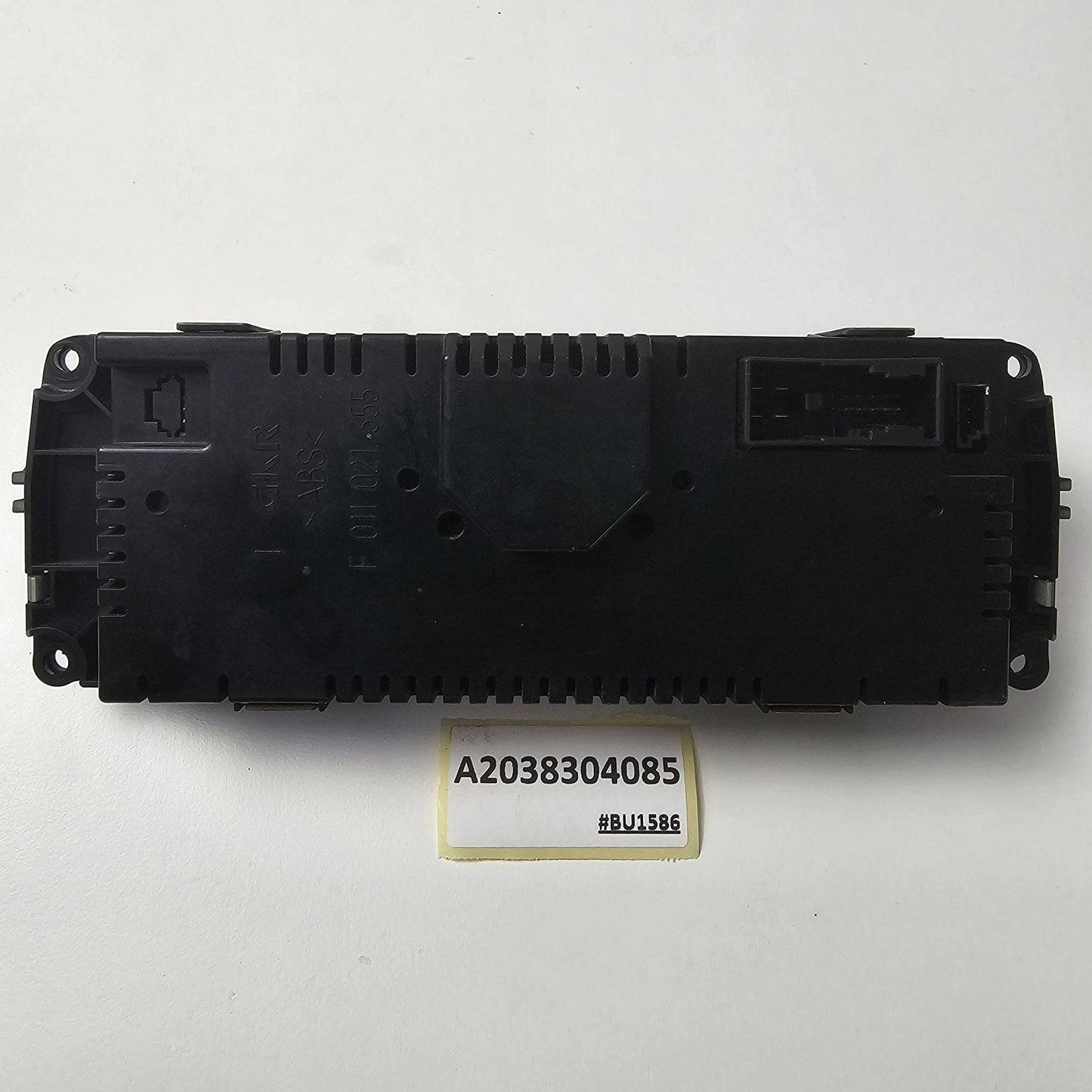 2003-2008 Mercedes-Benz C-Class W203 Climate Control Unit A2038304085