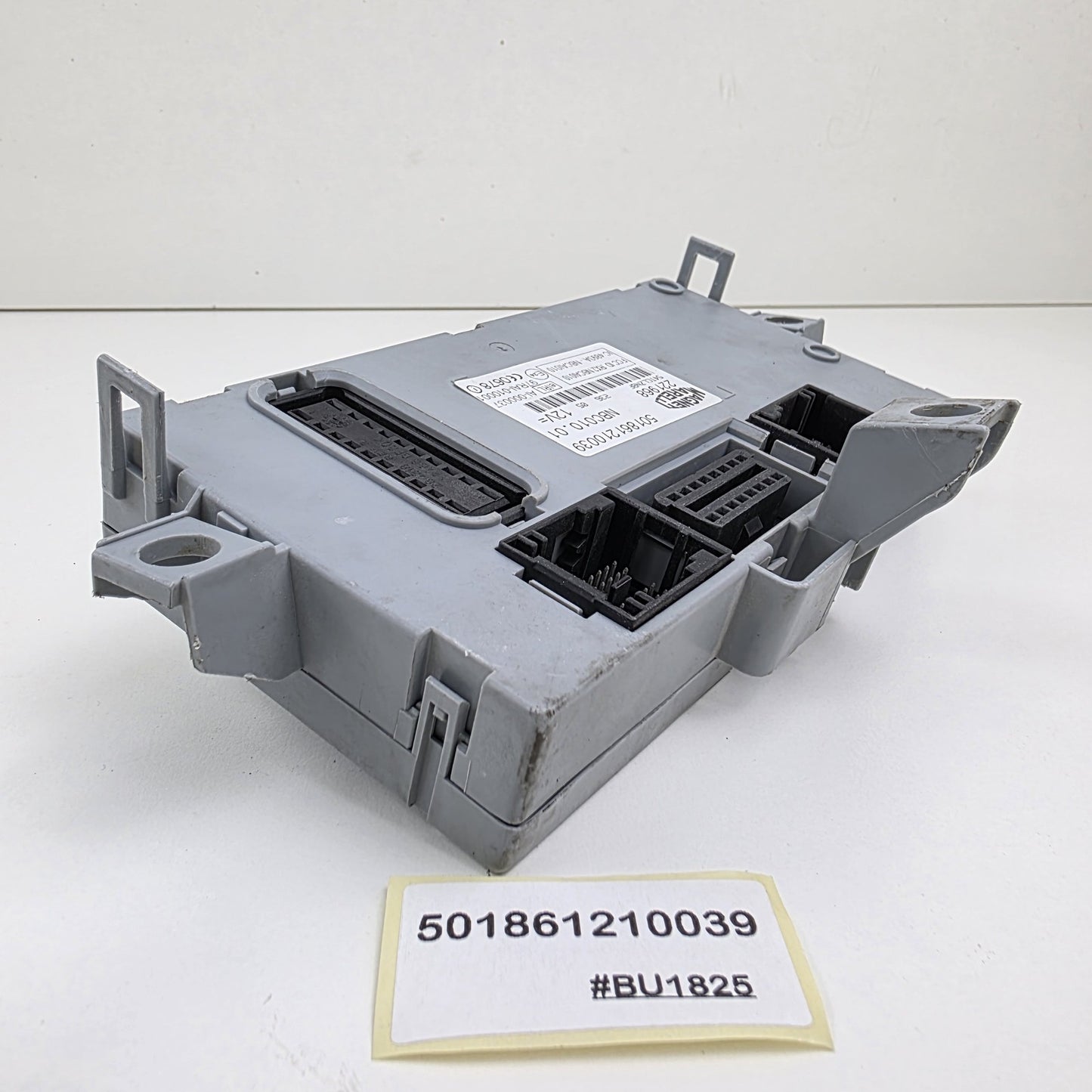 2003-2013 Fiat Lancia BODY CONTROL MODULE (BCM) 501861210039