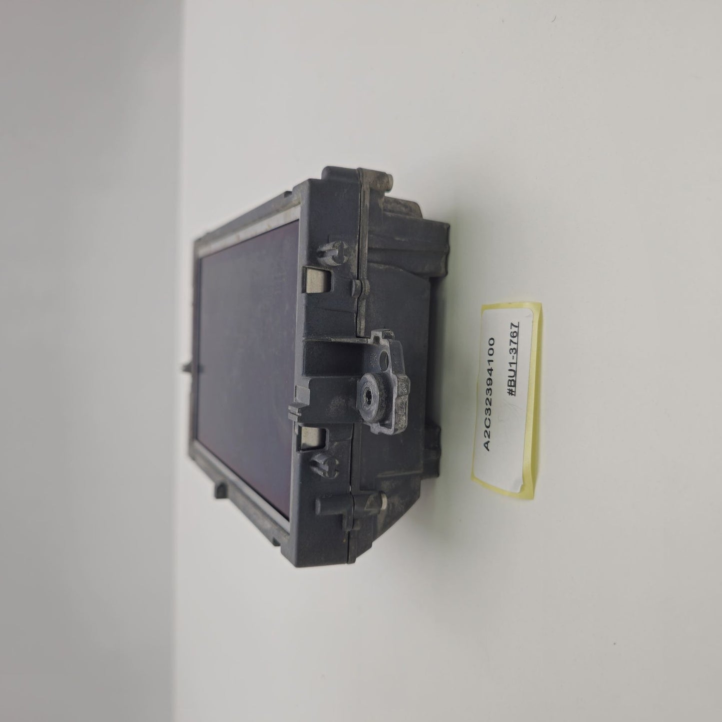 2010-2013 Mercedes-Benz E Class Information Display Screen A2C32394100